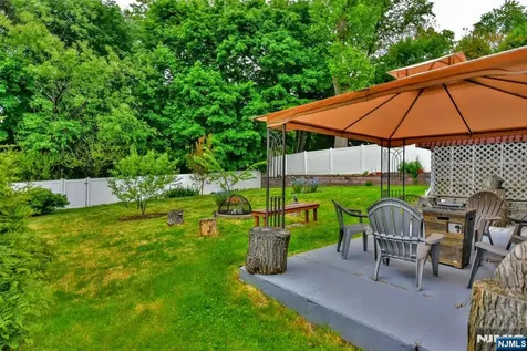 109 Brookview Drive Woodland Park NJ 07424