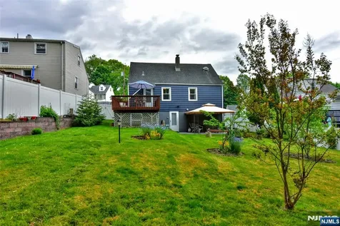 109 Brookview Drive Woodland Park NJ 07424
