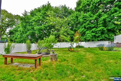 109 Brookview Drive Woodland Park NJ 07424