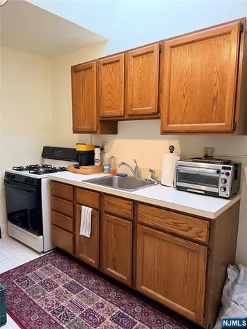 13 Sheridan Avenue Ho-Ho-Kus NJ 07423