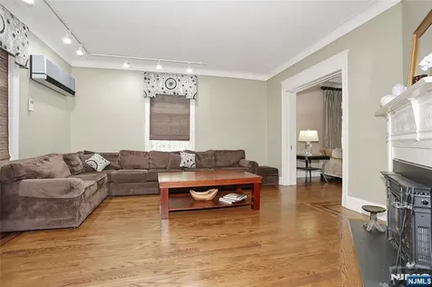 191 Hillside Avenue Englewood NJ 07631