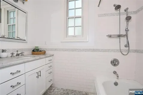 191 Hillside Avenue Englewood NJ 07631