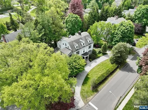 191 Hillside Avenue Englewood NJ 07631