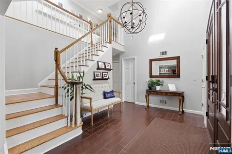 407 Mark Lane River Vale NJ 07675