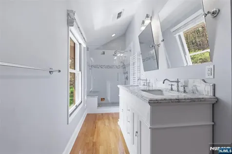 407 Mark Lane River Vale NJ 07675