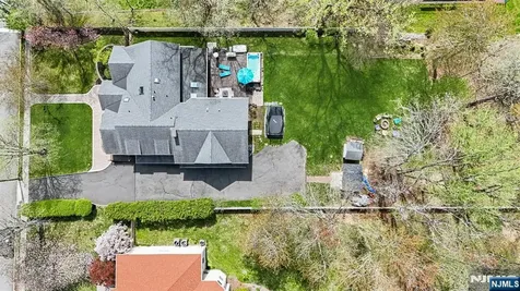 407 Mark Lane River Vale NJ 07675