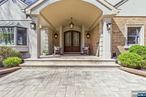 407 Mark Lane River Vale NJ 07675