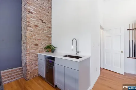 407 Mark Lane River Vale NJ 07675
