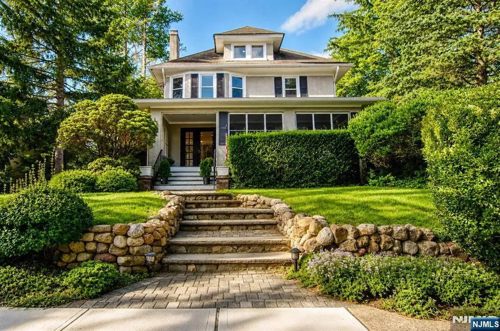 91 Birchwood Road Glen Rock NJ 07452