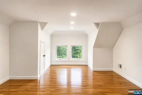 91 Birchwood Road Glen Rock NJ 07452