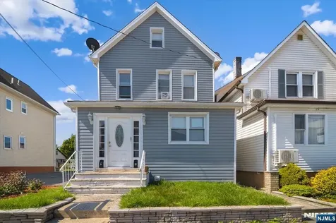 22 Tuttle Street Wallington NJ 07057