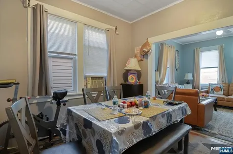 22 Tuttle Street Wallington NJ 07057