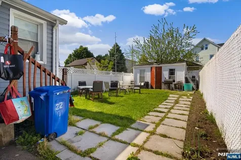 22 Tuttle Street Wallington NJ 07057