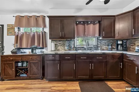 176 Doty Road Wanaque NJ 07420
