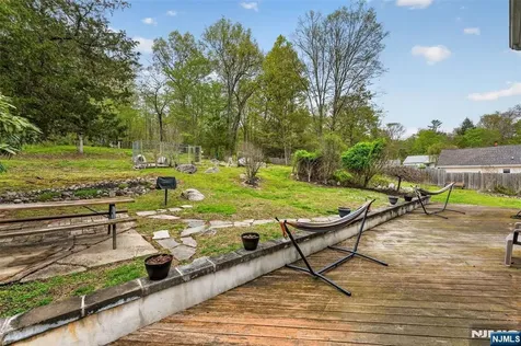 176 Doty Road Wanaque NJ 07420