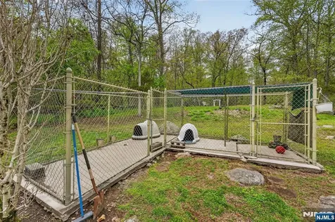 176 Doty Road Wanaque NJ 07420