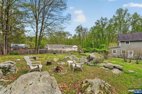 176 Doty Road Wanaque NJ 07420