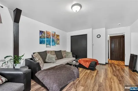 176 Doty Road Wanaque NJ 07420