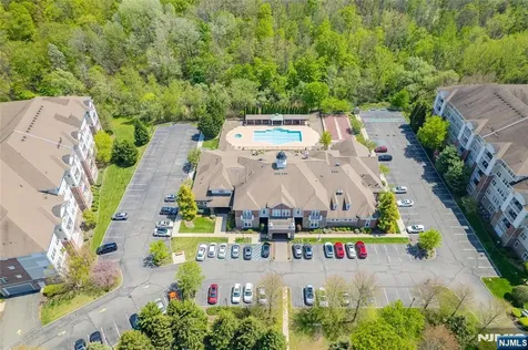 10402 Warrens Way Wanaque NJ 07465