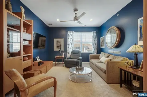 10402 Warrens Way Wanaque NJ 07465