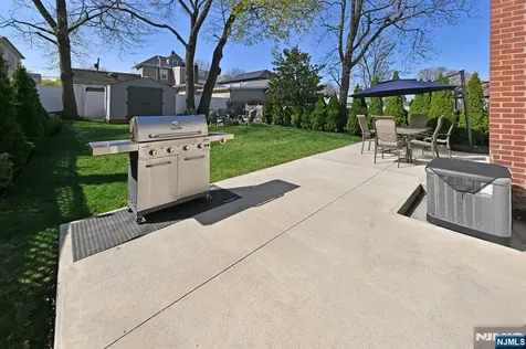 39 Niagara Street Dumont NJ 07628