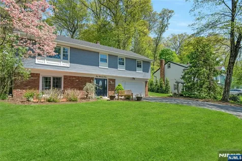 109 Malcolm Road Mahwah NJ 07430
