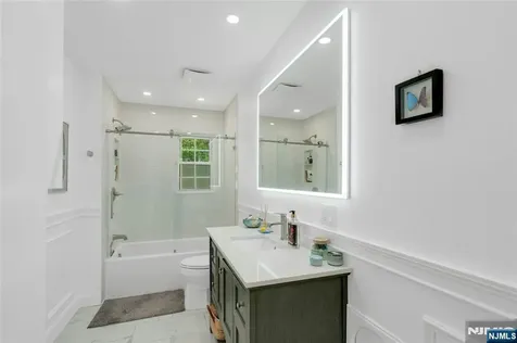 109 Malcolm Road Mahwah NJ 07430
