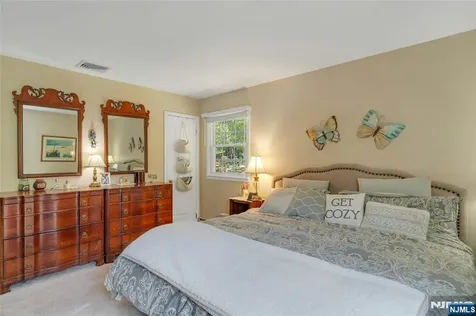 109 Malcolm Road Mahwah NJ 07430