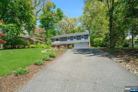 109 Malcolm Road Mahwah NJ 07430