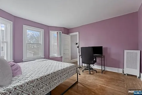 253 Midland Avenue East Orange NJ 07017