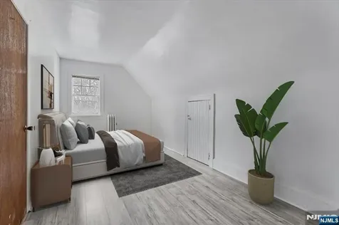 253 Midland Avenue East Orange NJ 07017