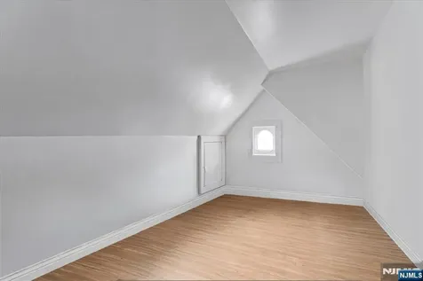 253 Midland Avenue East Orange NJ 07017