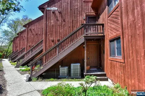 3 Red Lodge Drive Vernon NJ 07462