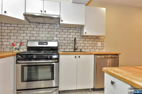 3 Red Lodge Drive Vernon NJ 07462