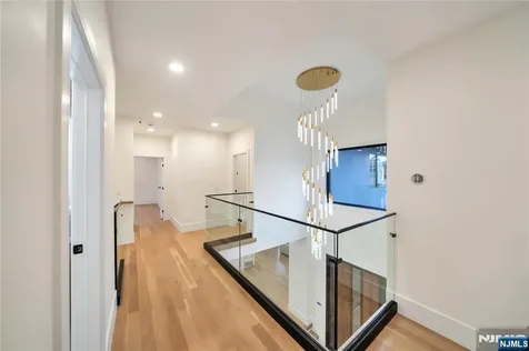 283 Bluff Road Fort Lee NJ 07024