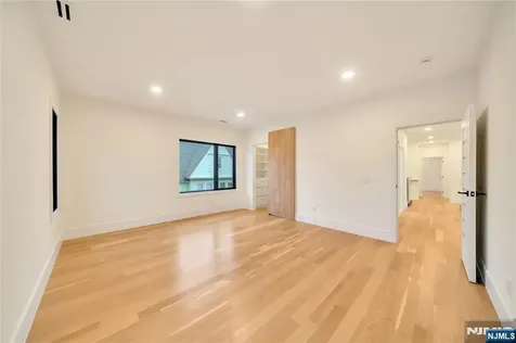 283 Bluff Road Fort Lee NJ 07024