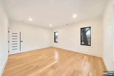 283 Bluff Road Fort Lee NJ 07024