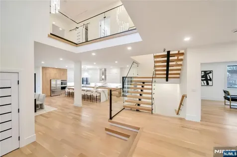 283 Bluff Road Fort Lee NJ 07024