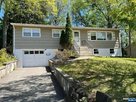 24 Ruth Lane Demarest NJ 07627