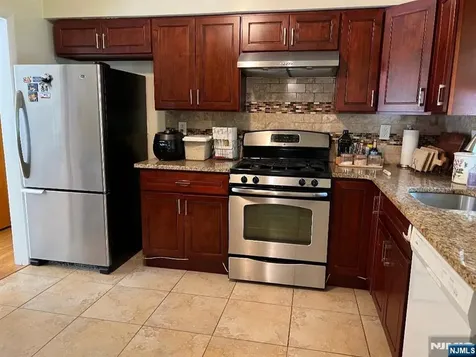 24 Ruth Lane Demarest NJ 07627
