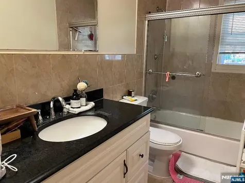 24 Ruth Lane Demarest NJ 07627