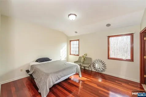 35 Waughaw Road Montville Township NJ 07082