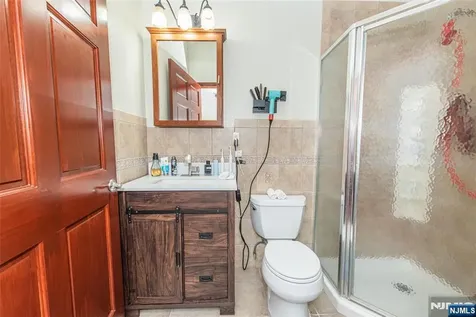 35 Waughaw Road Montville Township NJ 07082