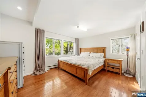 3 Burton Place Cresskill NJ 07626