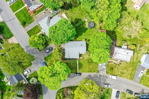 3 Burton Place Cresskill NJ 07626