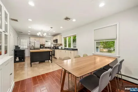 3 Burton Place Cresskill NJ 07626