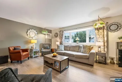 115 Claremont Terrace Wayne NJ 07470