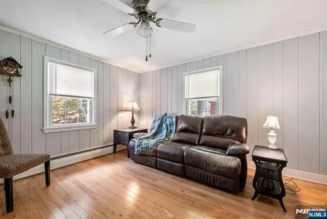5 East Street Wanaque NJ 07465