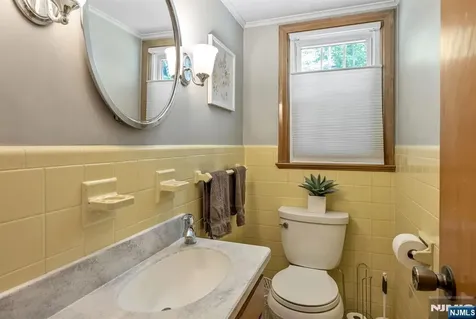 5 East Street Wanaque NJ 07465