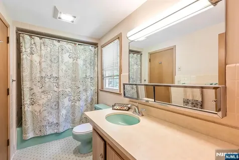 5 East Street Wanaque NJ 07465